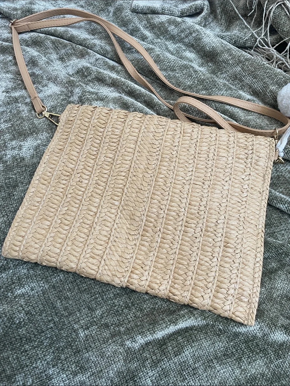 N/A chic tan